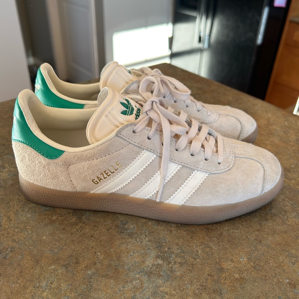 adidas Gazelle Women's Beige Suede Sneakers with White Stripes and Green Heel